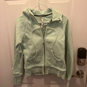 Lululemon scuba hoodie size 6 like new condition